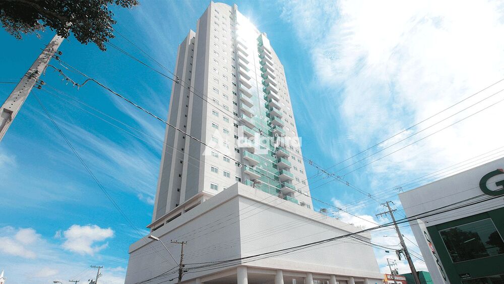 Apartamento à venda com 3 quartos, 122m² - Foto 1
