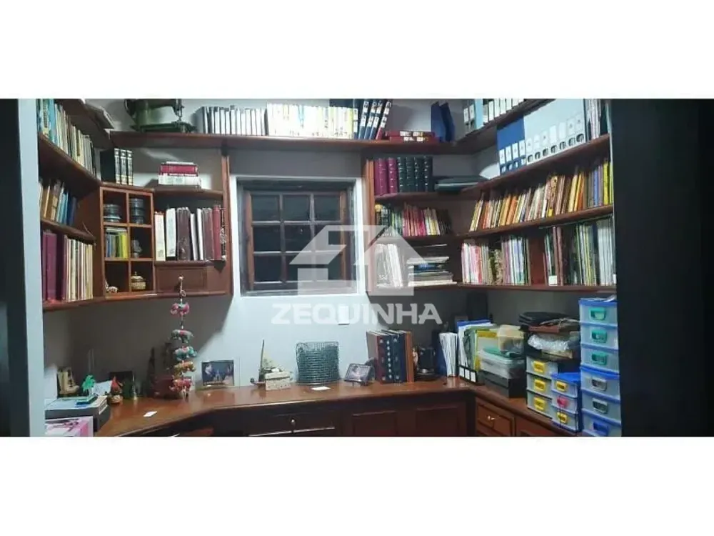 Casa, 3 quartos, 250 m² - Foto 4