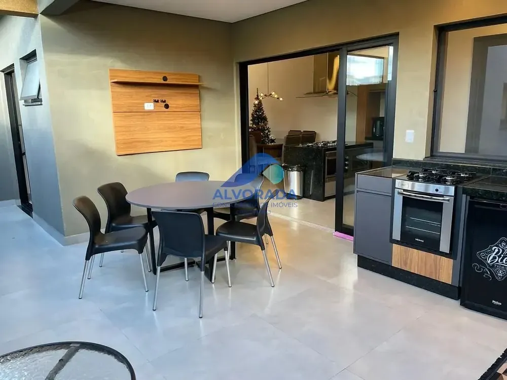 Casa, 3 quartos, 124 m² - Foto 1