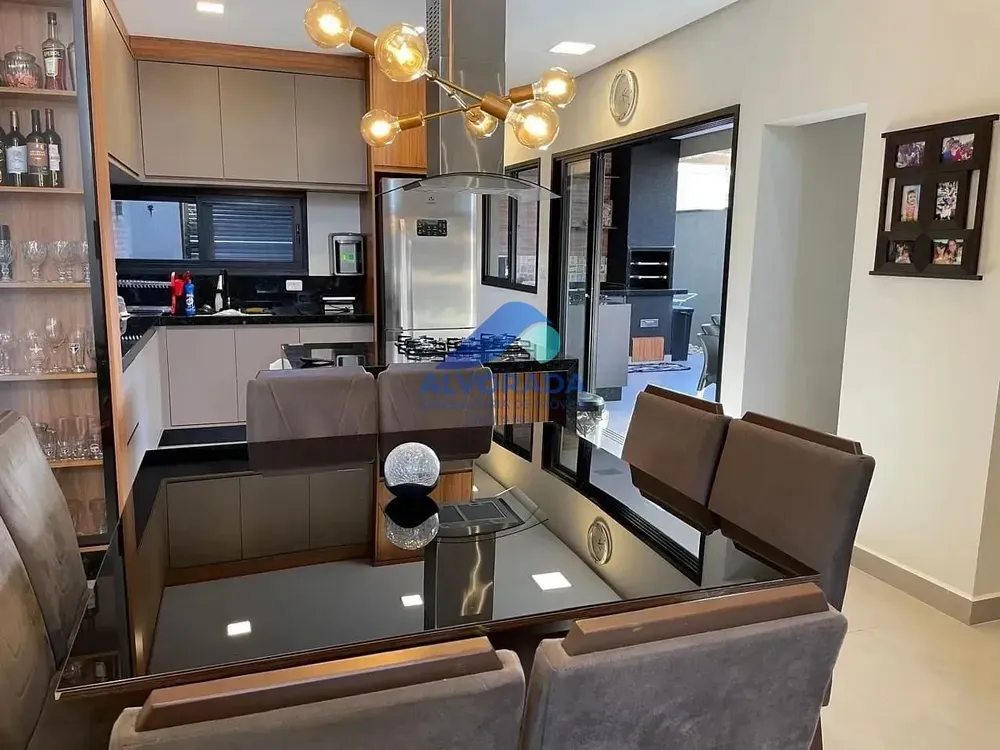Casa, 3 quartos, 124 m² - Foto 2