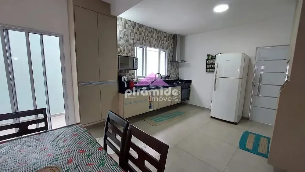 Casa, 3 quartos, 164 m² - Foto 4