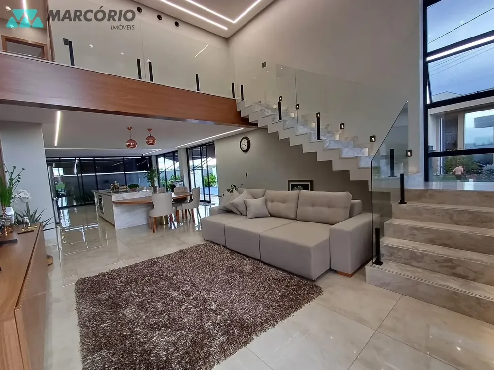 Casa, 4 quartos, 317 m² - Foto 1