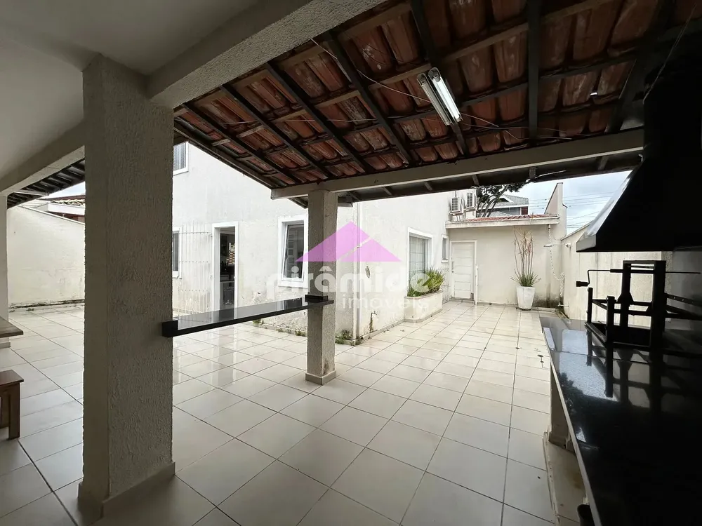 Casa, 6 quartos, 330 m² - Foto 8