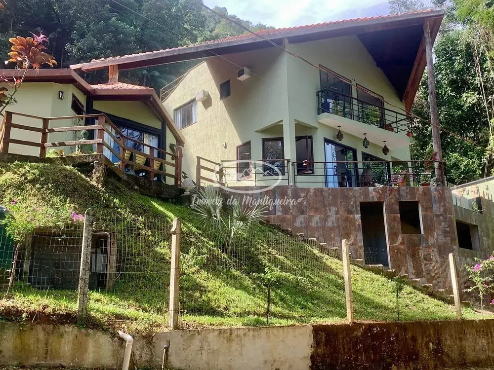 Casa, 4 quartos, 221 m² - Foto 2