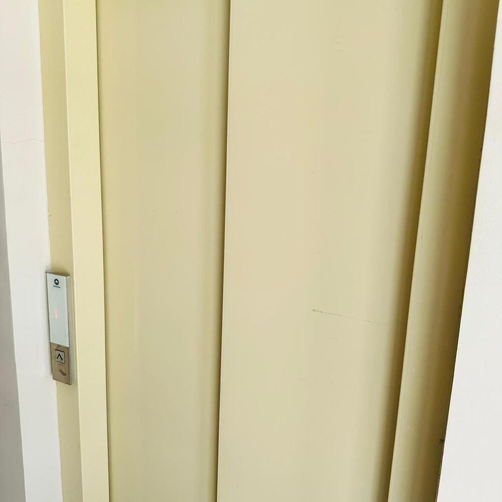Apartamento à venda com 3 quartos, 90m² - Foto 2