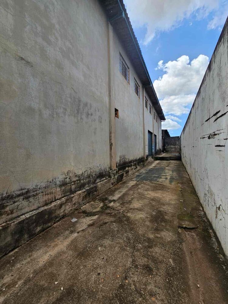 Depósito-Galpão-Armazém para alugar, 605m² - Foto 4