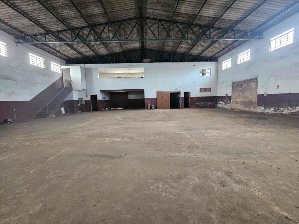 Depósito-Galpão-Armazém para alugar, 605m² - Foto 1