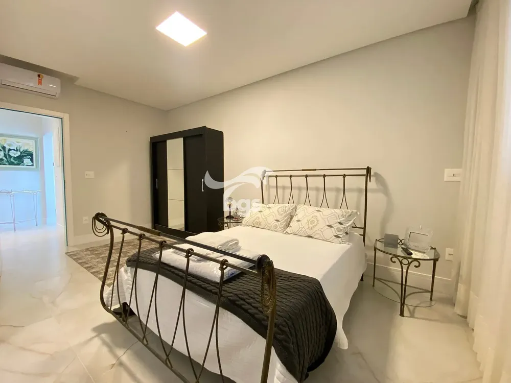 Apartamento, 3 quartos, 134 m² - Foto 2