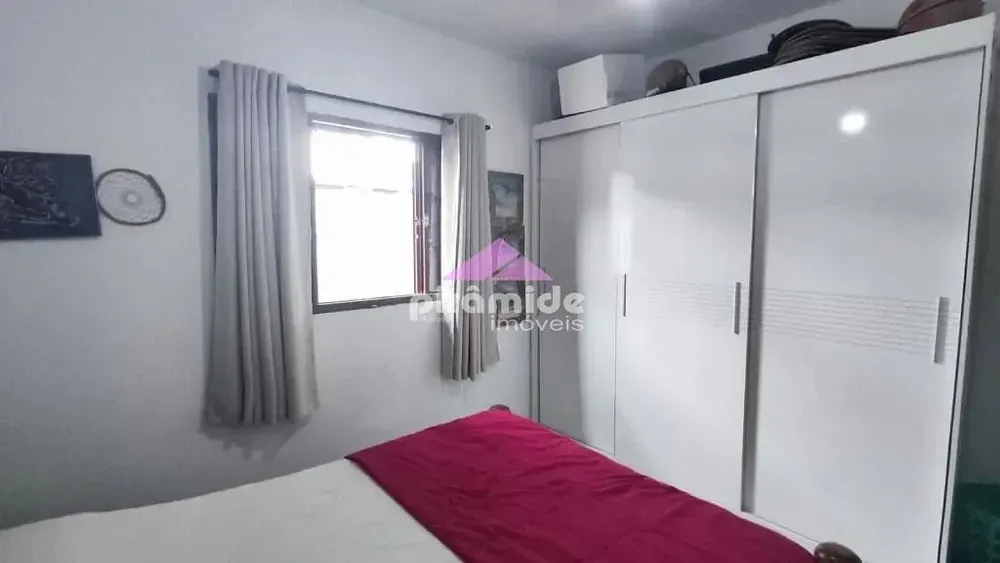 Casa, 3 quartos, 182 m² - Foto 3
