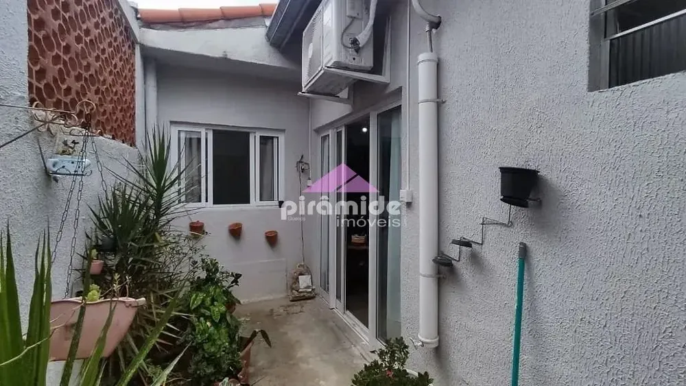 Casa, 3 quartos, 182 m² - Foto 4