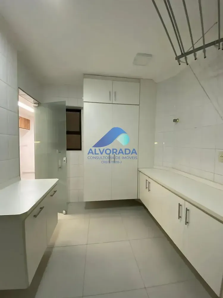 Cobertura, 3 quartos, 181 m² - Foto 4