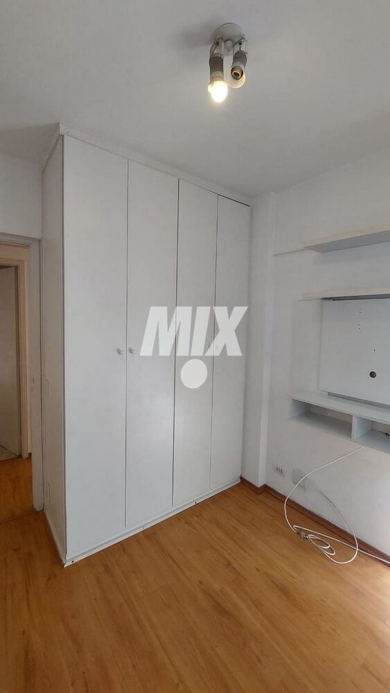 Apartamento à venda com 2 quartos, 60m² - Foto 9