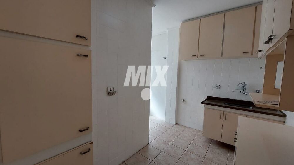 Apartamento à venda com 2 quartos, 60m² - Foto 11