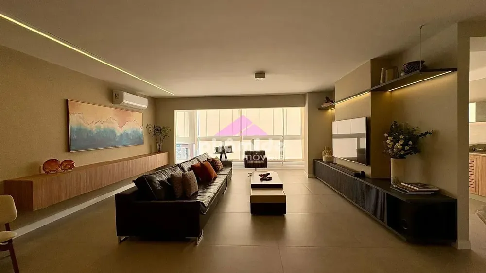 Apartamento, 4 quartos, 180 m² - Foto 1