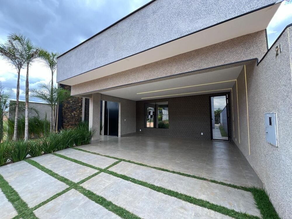 Casa à venda com 3 quartos, 240m² - Foto 3