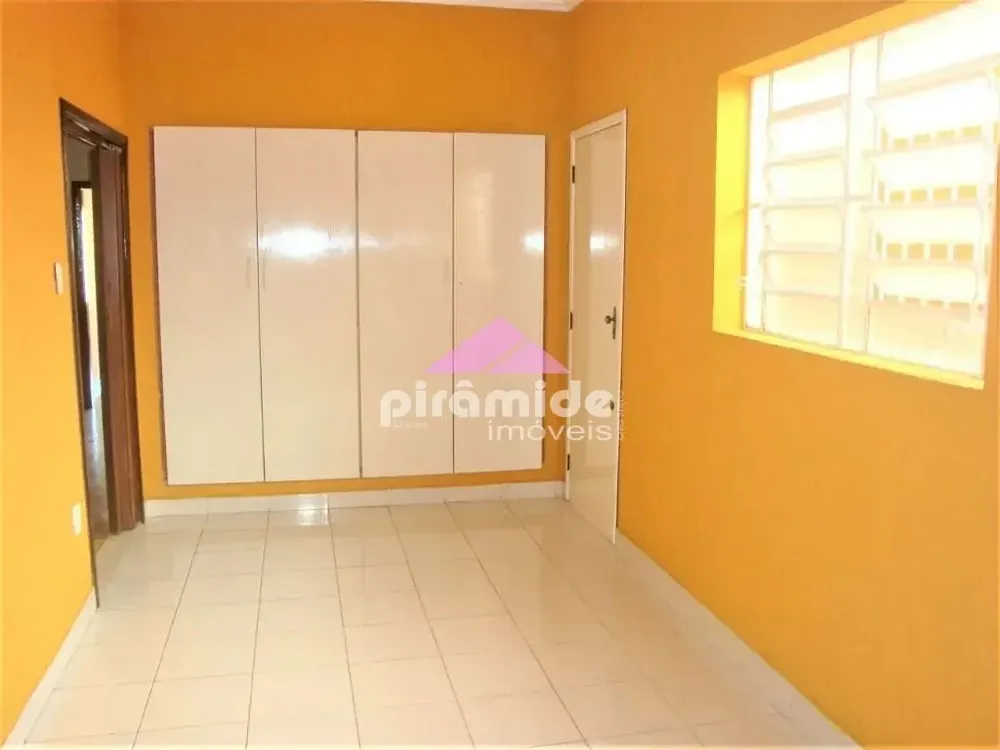 Casa, 4 quartos, 250 m² - Foto 2