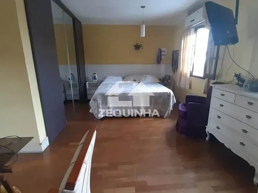 Casa, 3 quartos, 180 m² - Foto 1