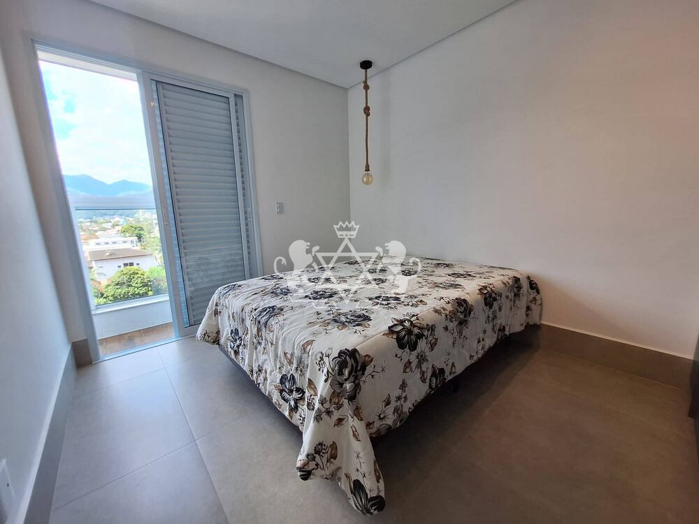 Apartamento à venda com 2 quartos, 75m² - Foto 2