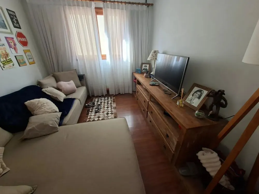 Casa, 3 quartos, 215 m² - Foto 4