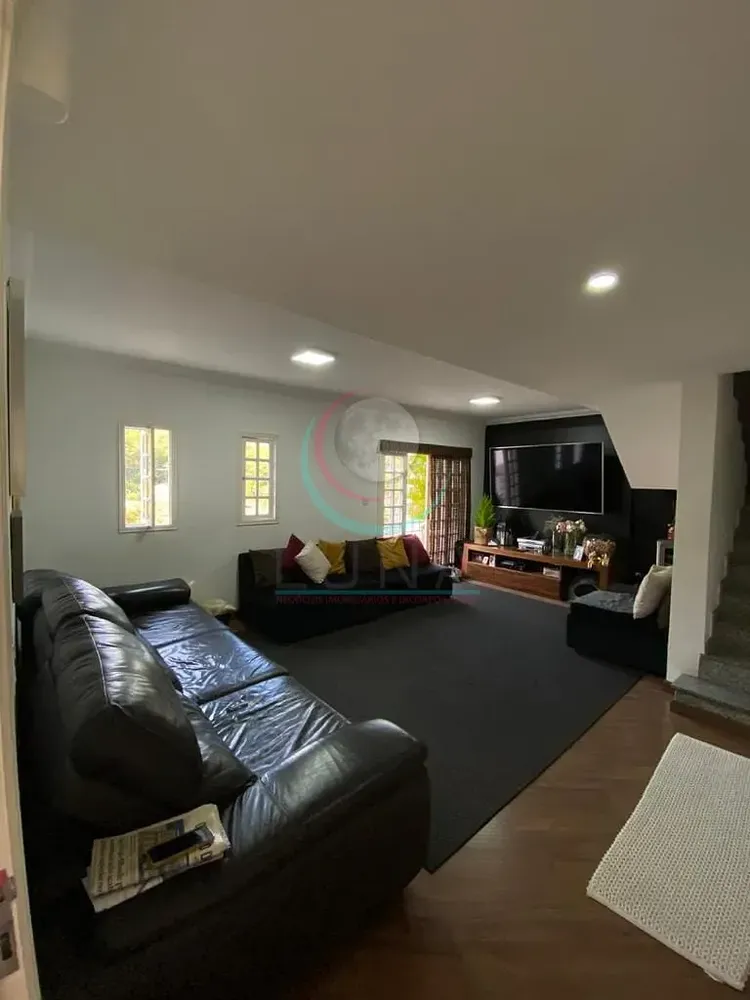 Sobrado, 3 quartos, 179 m² - Foto 1