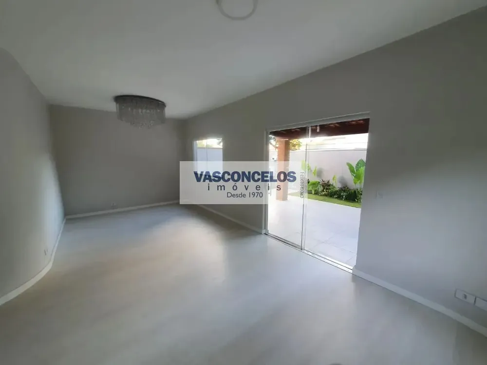 Casa, 3 quartos, 225 m² - Foto 1