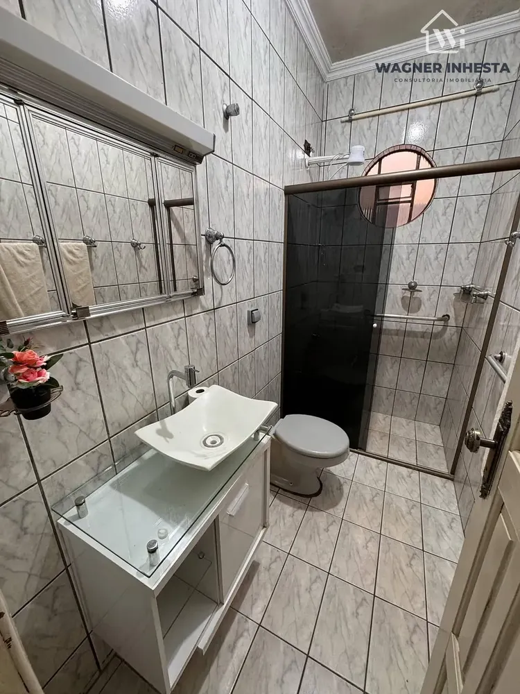Casa, 3 quartos, 245 m² - Foto 1