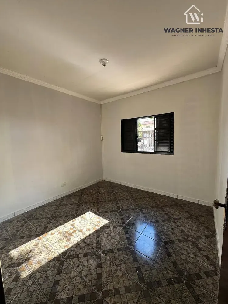 Casa, 3 quartos, 245 m² - Foto 2
