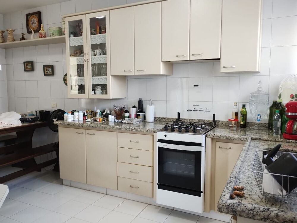 Apartamento à venda com 4 quartos, 167m² - Foto 13