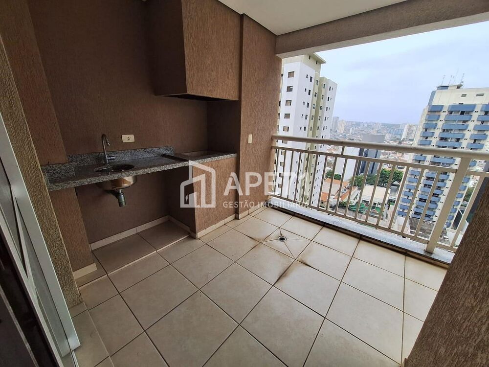 Apartamento à venda com 3 quartos, 84m² - Foto 2