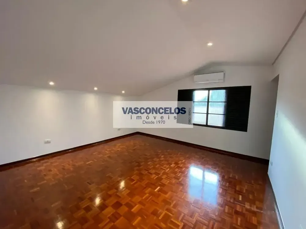 Casa, 6 quartos, 280 m² - Foto 1