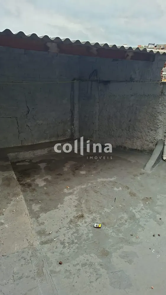 Casa, 5 quartos, 137 m² - Foto 3