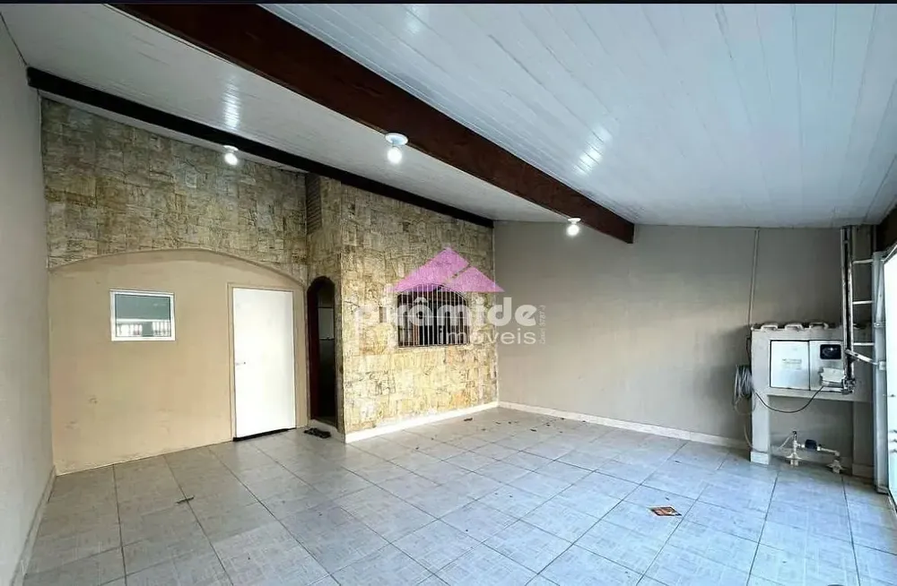 Casa, 4 quartos, 162 m² - Foto 1