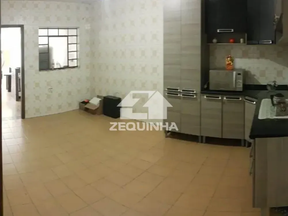 Casa, 5 quartos, 210 m² - Foto 4