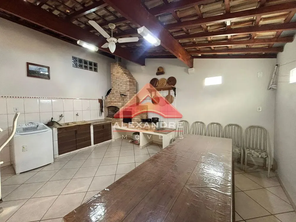 Casa, 4 quartos, 224 m² - Foto 4