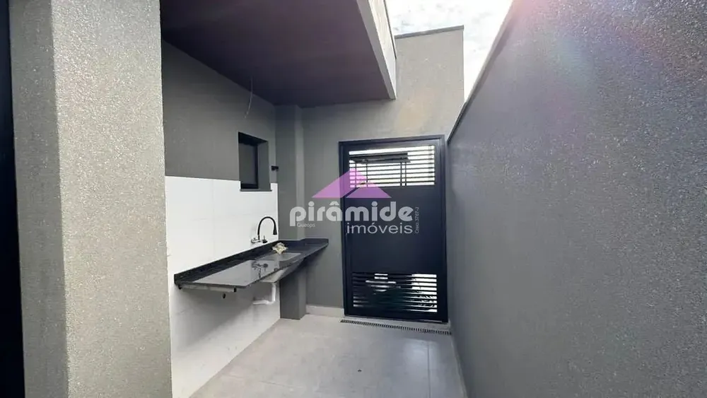 Casa, 4 quartos, 252 m² - Foto 3