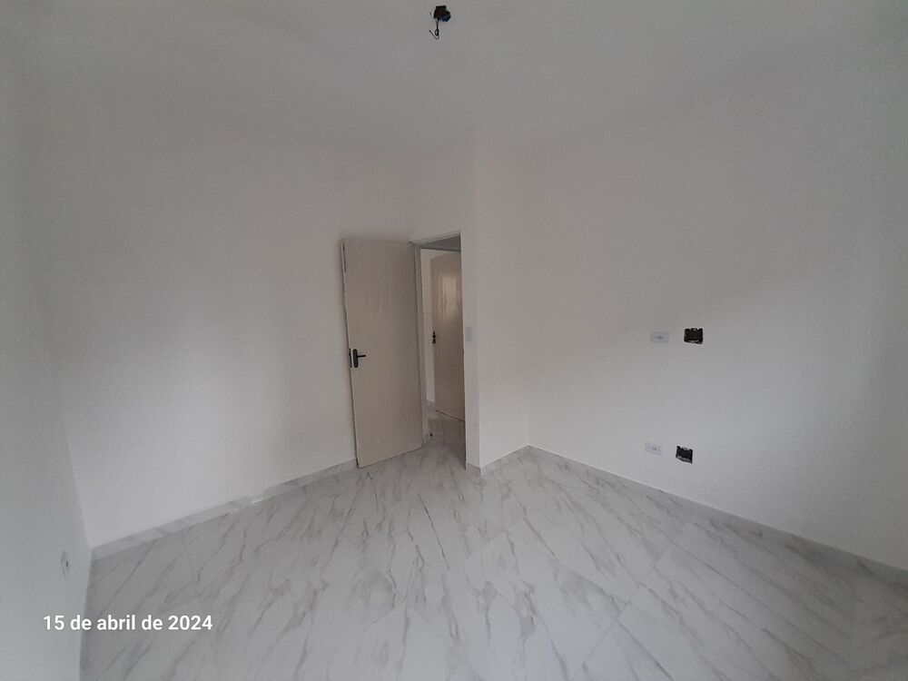Sobrado à venda com 2 quartos, 60m² - Foto 1