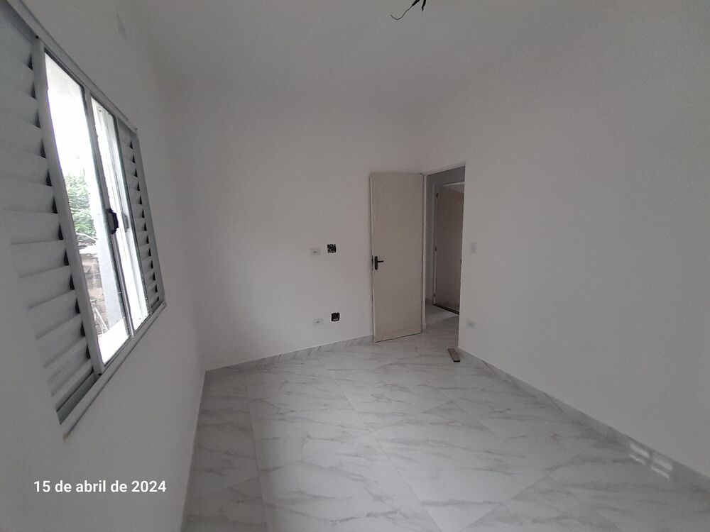 Sobrado à venda com 2 quartos, 60m² - Foto 2