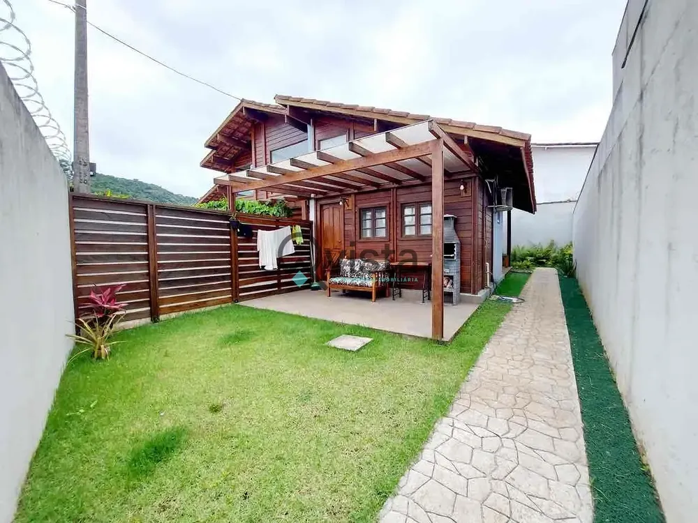 Casa, 5 quartos, 200 m² - Foto 2