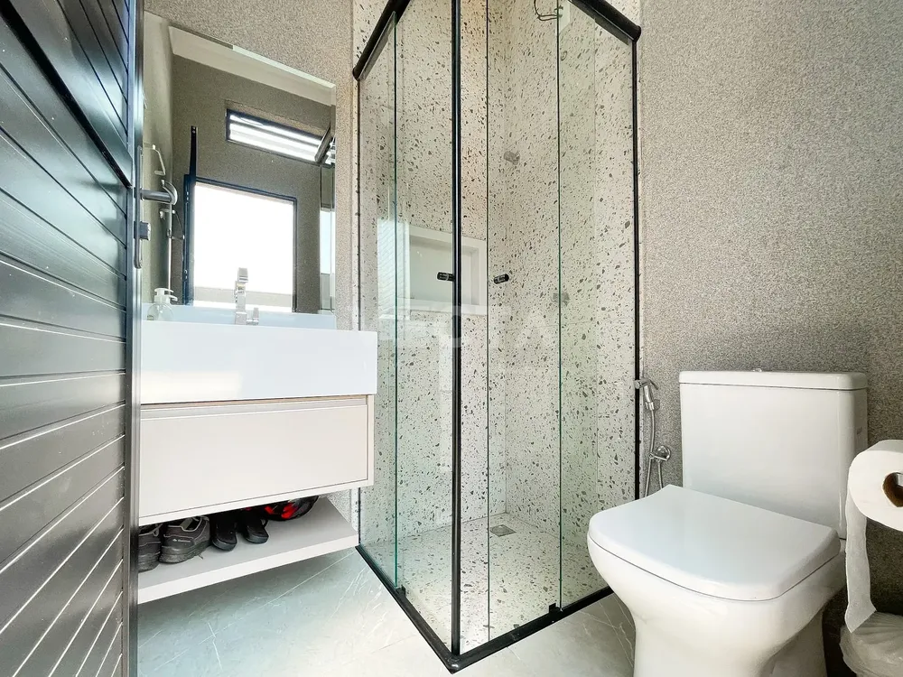 Casa, 3 quartos, 181 m² - Foto 2