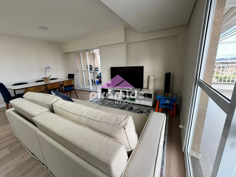 Apartamento, 3 quartos, 167 m² - Foto 2