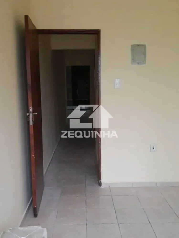 Casa, 3 quartos, 200 m² - Foto 2