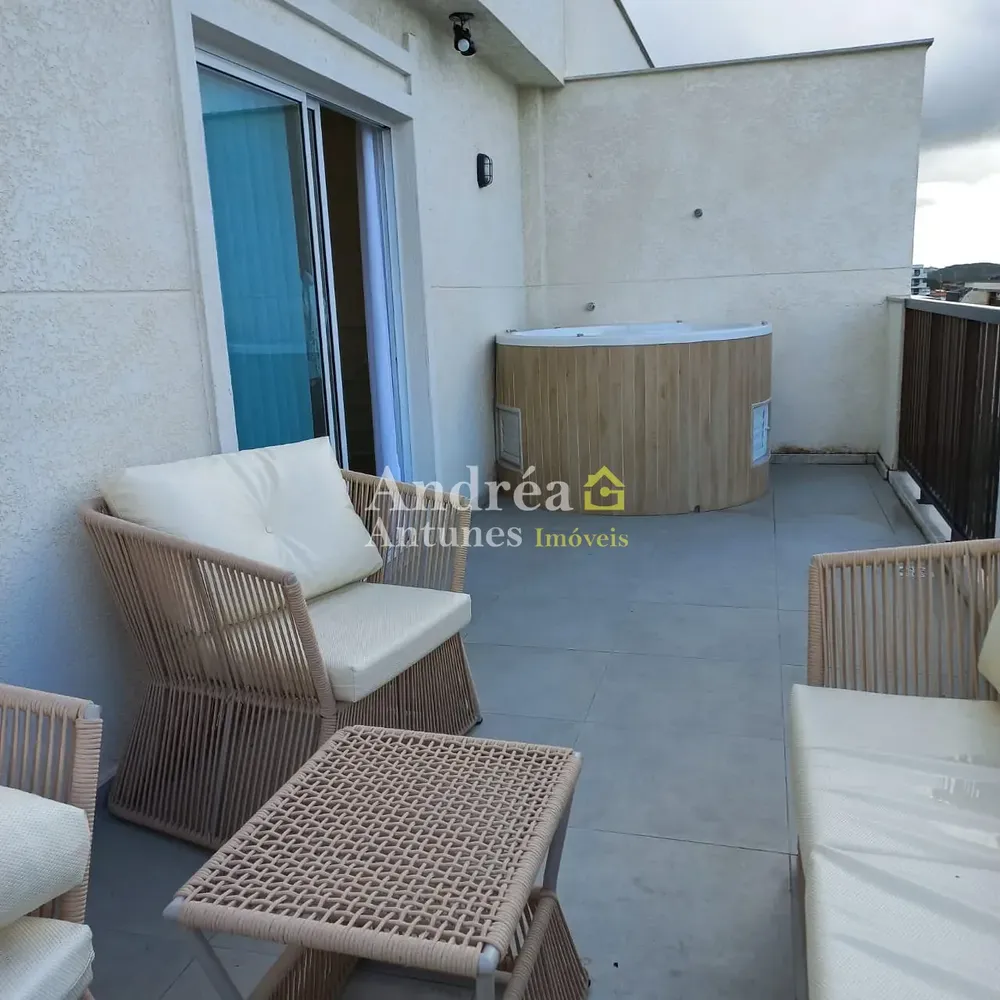Cobertura, 3 quartos, 188 m² - Foto 2