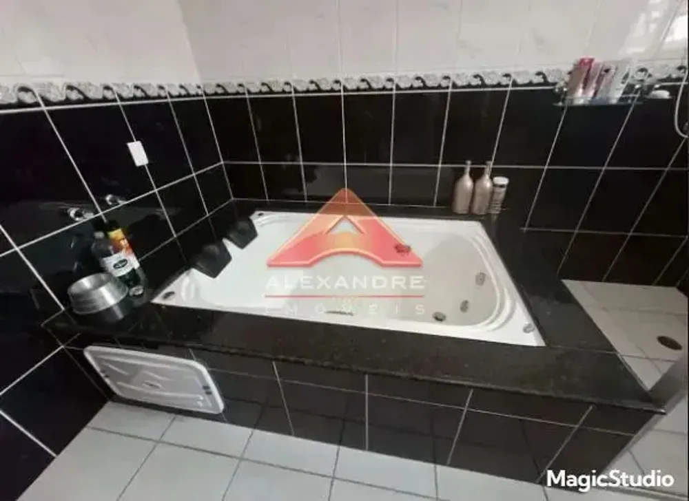 Casa, 3 quartos, 210 m² - Foto 3