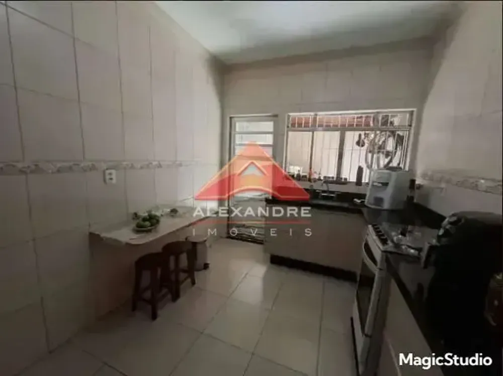 Casa, 3 quartos, 210 m² - Foto 4