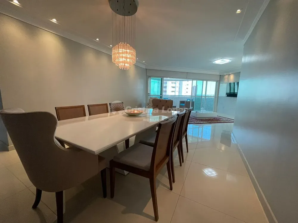Apartamento, 4 quartos, 215 m² - Foto 2