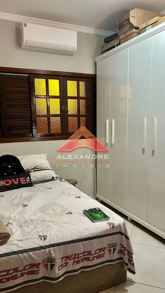 Casa, 3 quartos, 224 m² - Foto 6