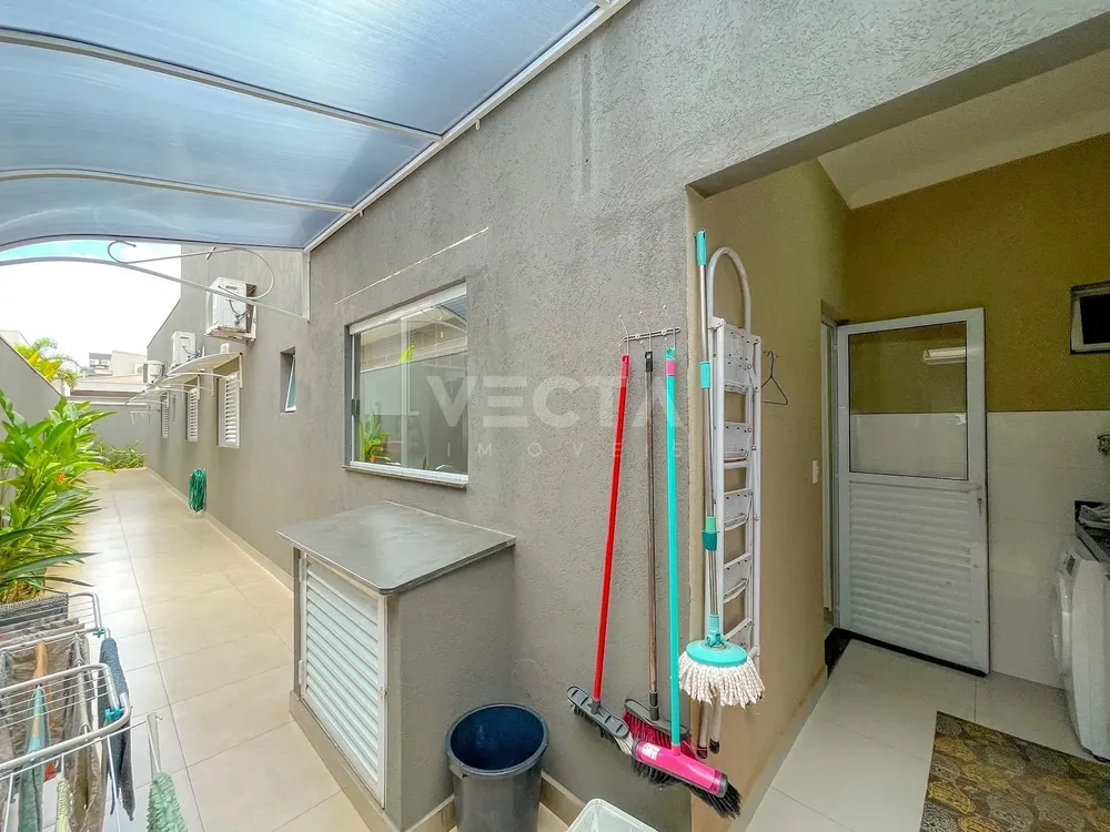 Casa, 3 quartos, 240 m² - Foto 4
