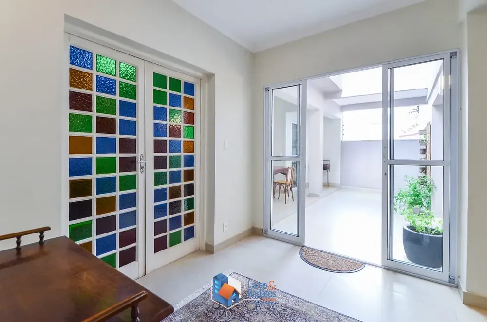 Casa, 3 quartos, 200 m² - Foto 1