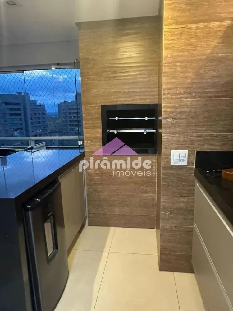 Apartamento, 3 quartos, 182 m² - Foto 2