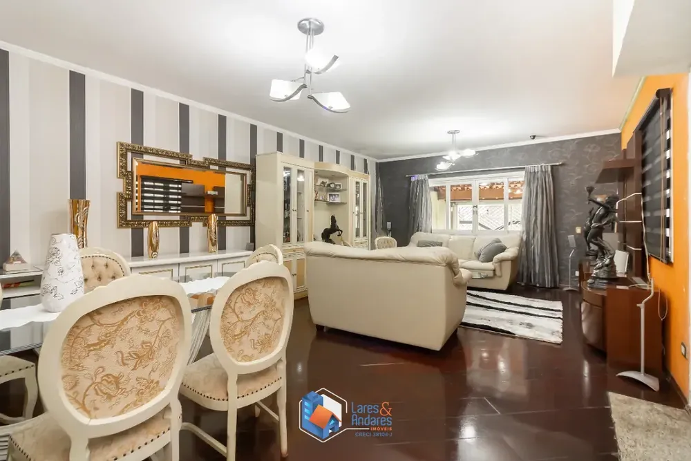 Sobrado, 3 quartos, 177 m² - Foto 1